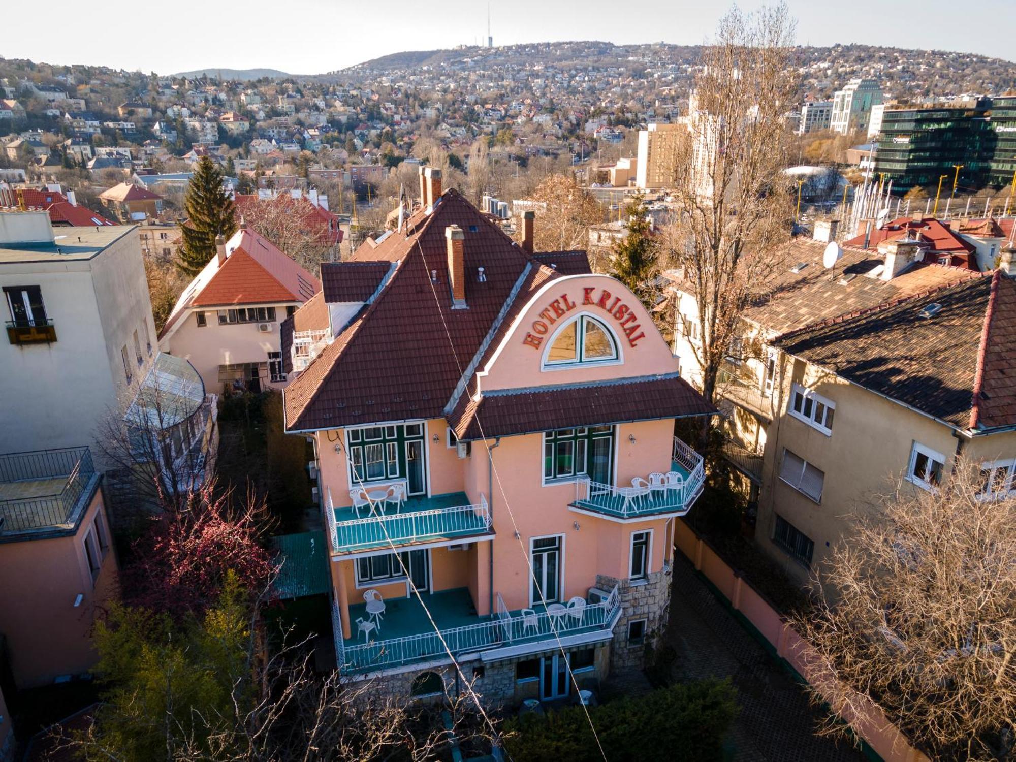 Hotel Kristal Gellert Hill بودابست المظهر الخارجي الصورة