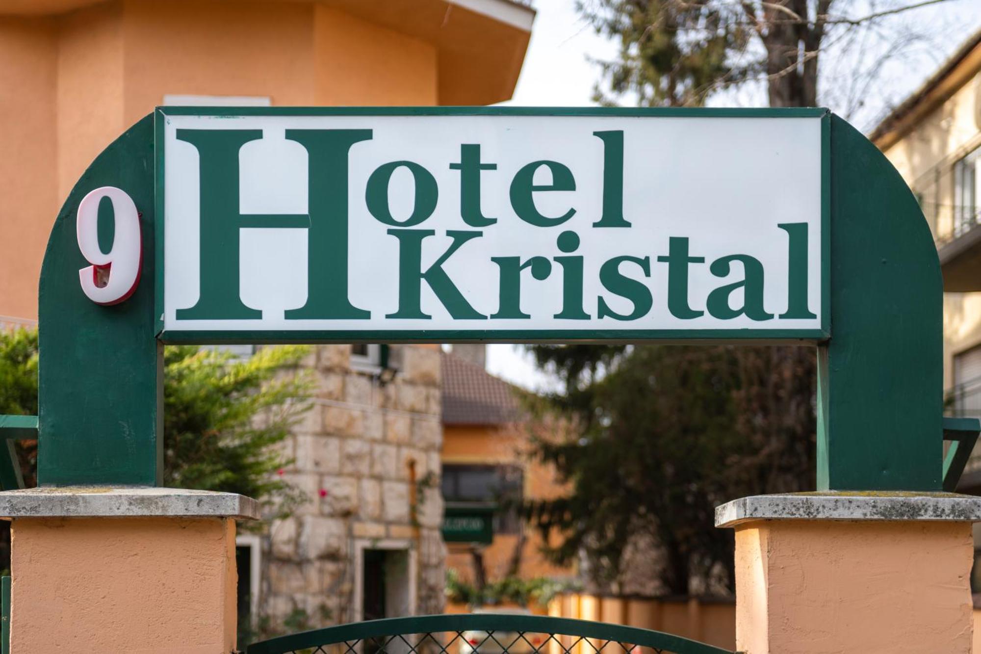 Hotel Kristal Gellert Hill بودابست المظهر الخارجي الصورة